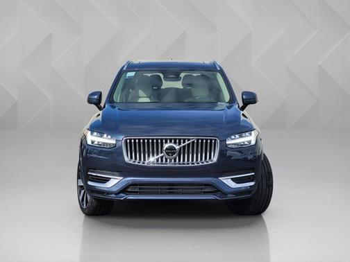 2024 Volvo XC90 Recharge Plug-In Hybrid Plus