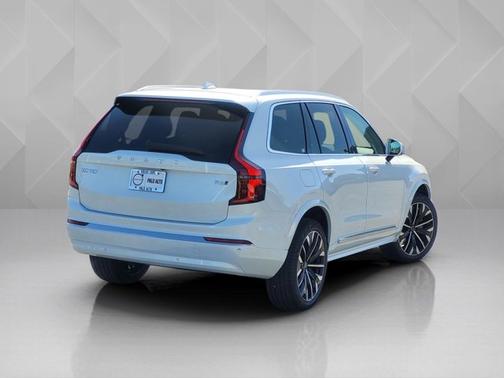 Crystal White Pearl 2026 Volvo XC90 Plus