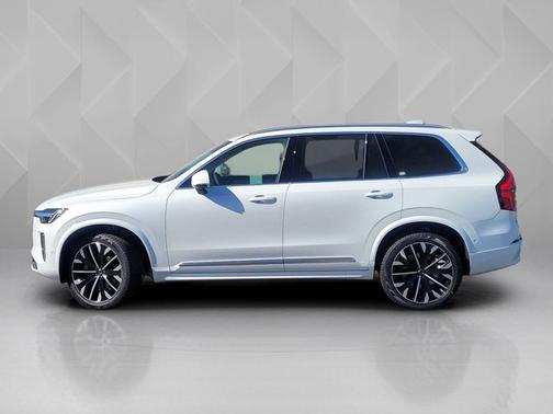 Crystal White Pearl 2026 Volvo XC90 Plus