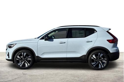 Cloud 2026 Volvo XC40 Ultra