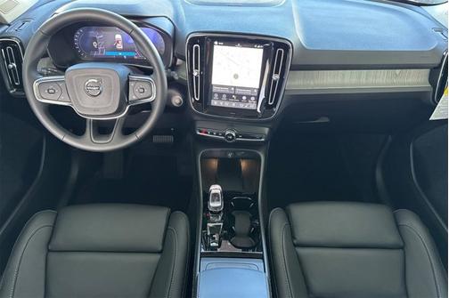 2026 Volvo XC40 Ultra