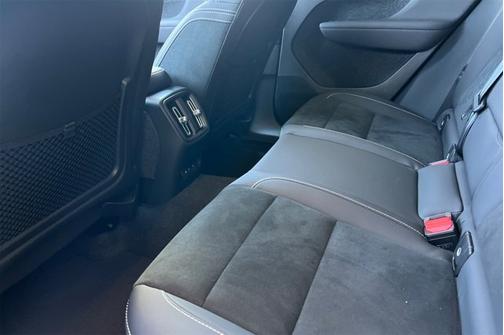 2023 Volvo C40 Recharge Pure Electric Ultimate