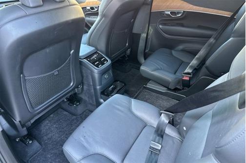 2024 Volvo XC90 Recharge Plug-In Hybrid Plus