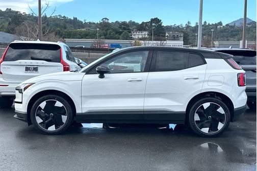 Crystal White 2026 Volvo EX30 Ultra