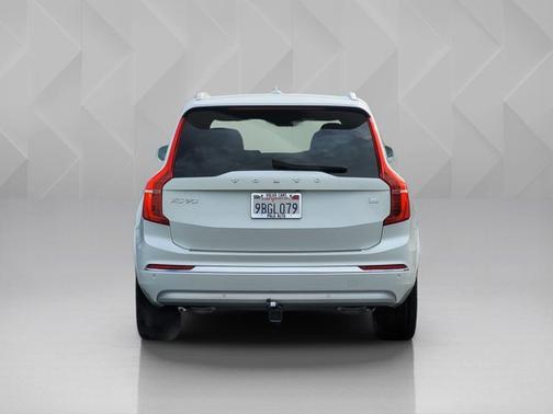 2022 Volvo XC90 Recharge Plug-In Hybrid Inscription