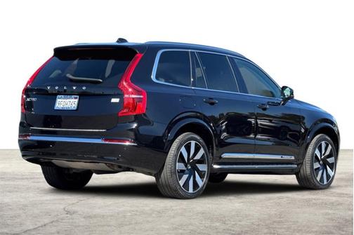 2023 Volvo XC90 Recharge Plug-In Hybrid Ultimate