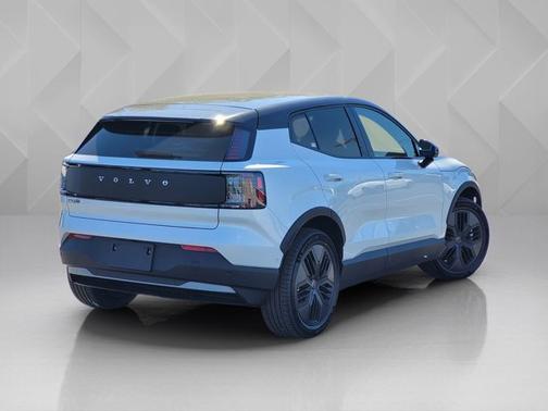 2026 Volvo EX30 Cross Country Ultra