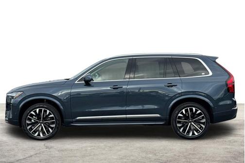 2026 Volvo XC90 Plus