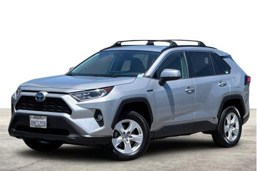 2020 Toyota RAV4 Hybrid XLE