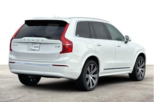2025 Volvo XC90 Plus