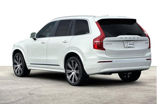 2025 Volvo XC90 Plus
