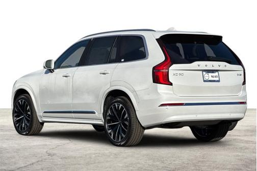 2026 Volvo XC90 Plus