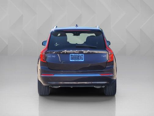 2025 Volvo XC90 Plug-In Hybrid Ultra