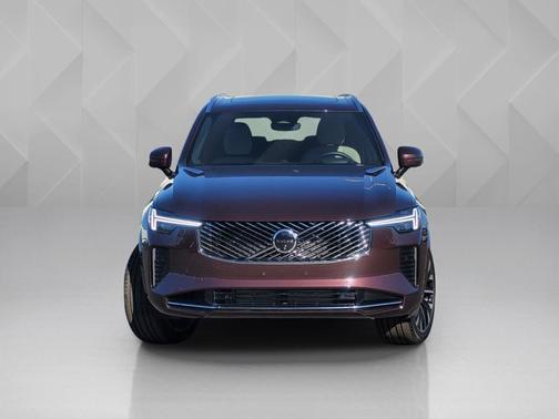 2025 Volvo XC90 Plug-In Hybrid Ultra