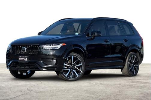 2023 Volvo XC90 Recharge Plug-In Hybrid Ultimate Dark Theme