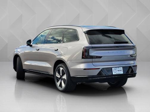 2026 Volvo EX90 Plus