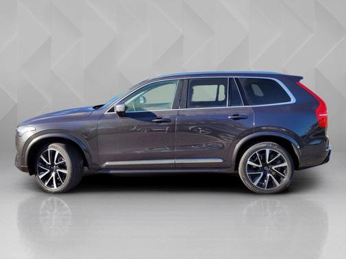 2023 Volvo XC90 Plus