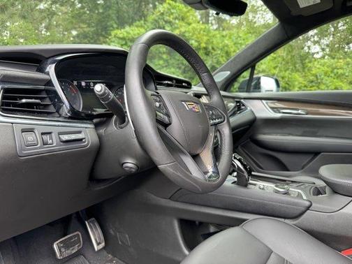 2024 Cadillac XT6 Sport AWD