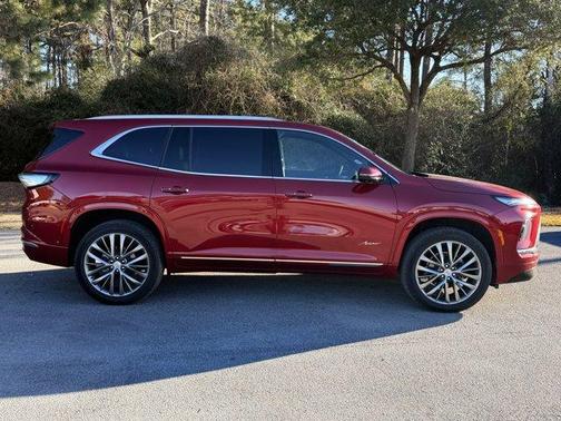 2025 Buick Enclave Avenir