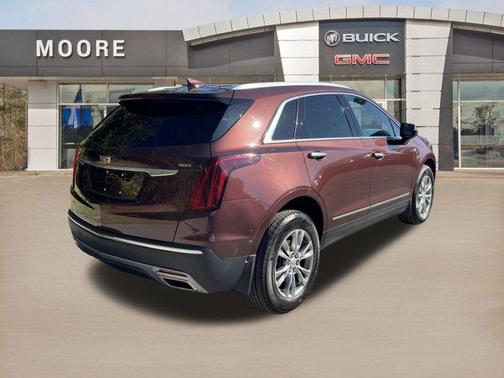 2022 Cadillac XT5 Premium Luxury