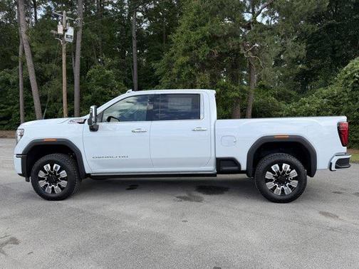 Glacier White 2026 GMC Sierra 2500 Denali