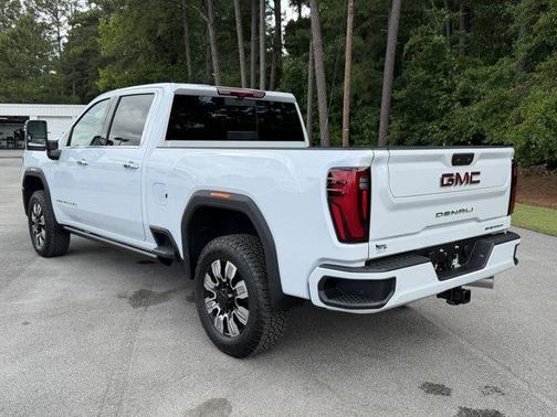 Glacier White 2026 GMC Sierra 2500 Denali
