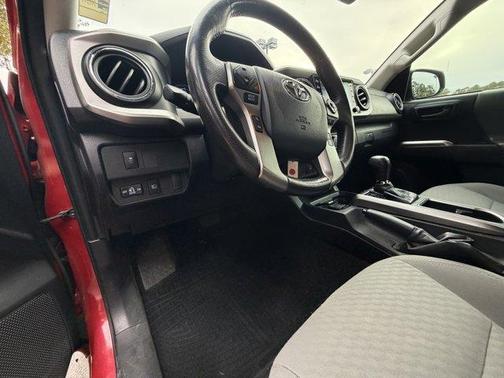 2020 Toyota Tacoma SR5