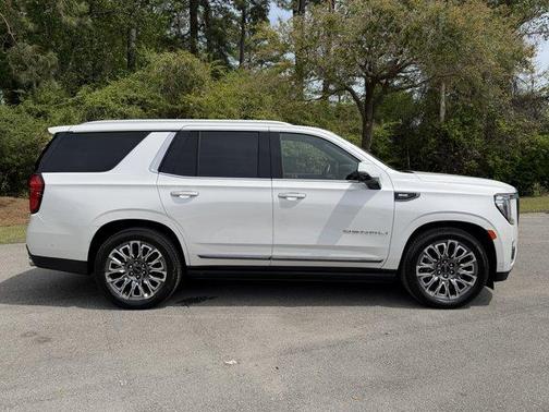 White Frost Tri-Coat 2023 GMC Yukon Denali Ultimate