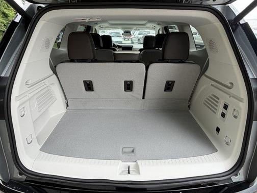 Sterling 2026 GMC Acadia FWD Denali