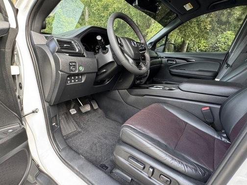 2024 Honda Ridgeline Black Edition