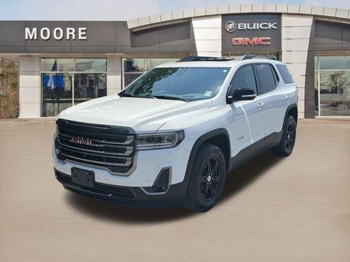 2023 GMC Acadia AT4
