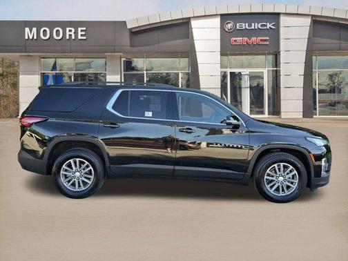 2022 Chevrolet Traverse LT Leather