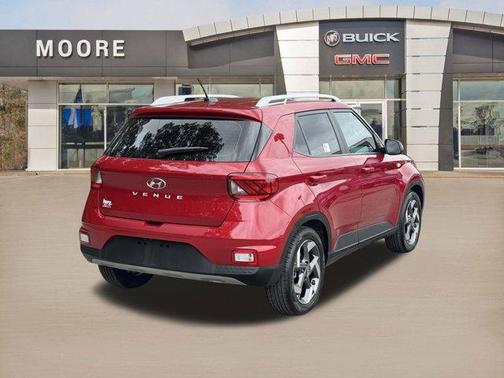 2023 Hyundai VENUE SEL