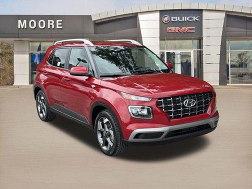 2023 Hyundai VENUE SEL