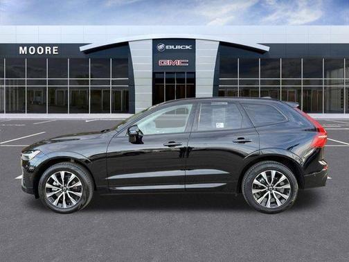 2024 Volvo XC60 B5 Plus Dark Theme