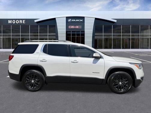 White Frost Tri-Coat 2019 GMC Acadia SLT-1