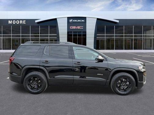 2023 GMC Acadia AT4