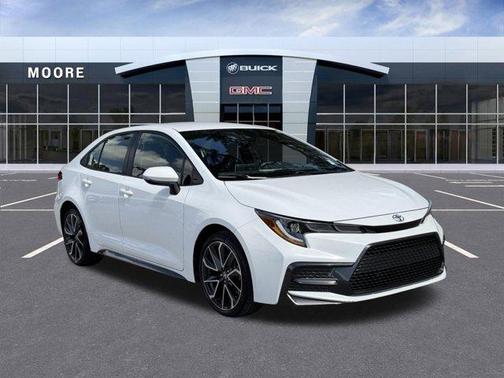 Super White 2021 Toyota Corolla SE