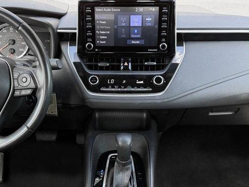 Super White 2021 Toyota Corolla SE