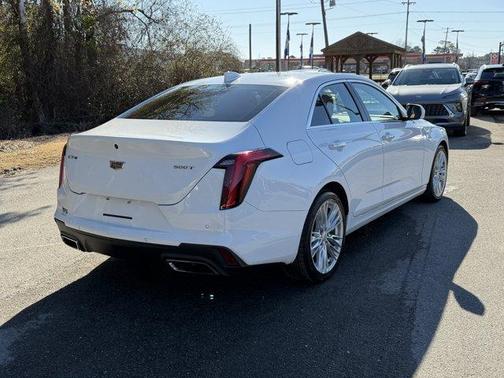 2023 Cadillac CT4 Premium Luxury