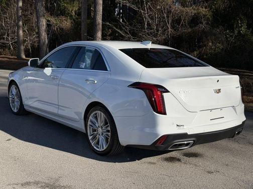 2023 Cadillac CT4 Premium Luxury