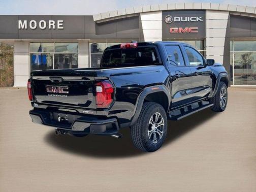 2025 GMC Canyon AT4
