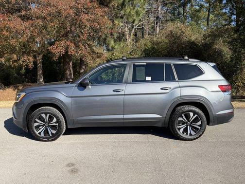 2025 Volkswagen Atlas 2.0T SE