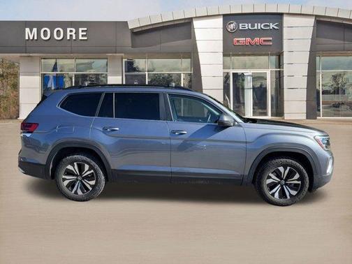 2025 Volkswagen Atlas 2.0T SE