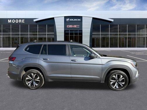 2025 Volkswagen Atlas 2.0T SE