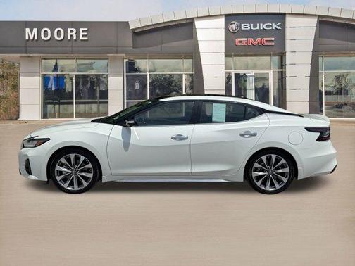 2021 Nissan Maxima Platinum