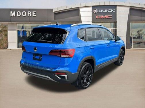 2024 Volkswagen Taos 1.5T SE