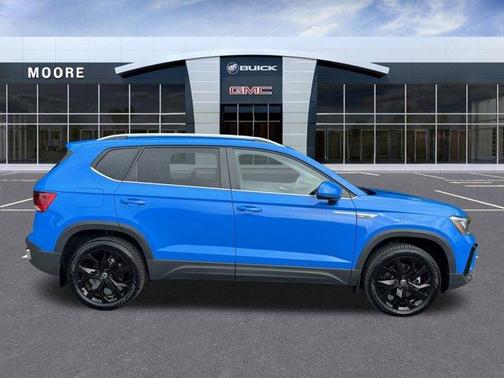 2024 Volkswagen Taos 1.5T SE