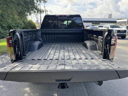 2025 GMC Sierra 2500 AT4
