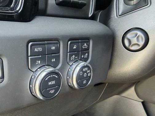 Onyx Black 2024 GMC Sierra 1500 AT4X